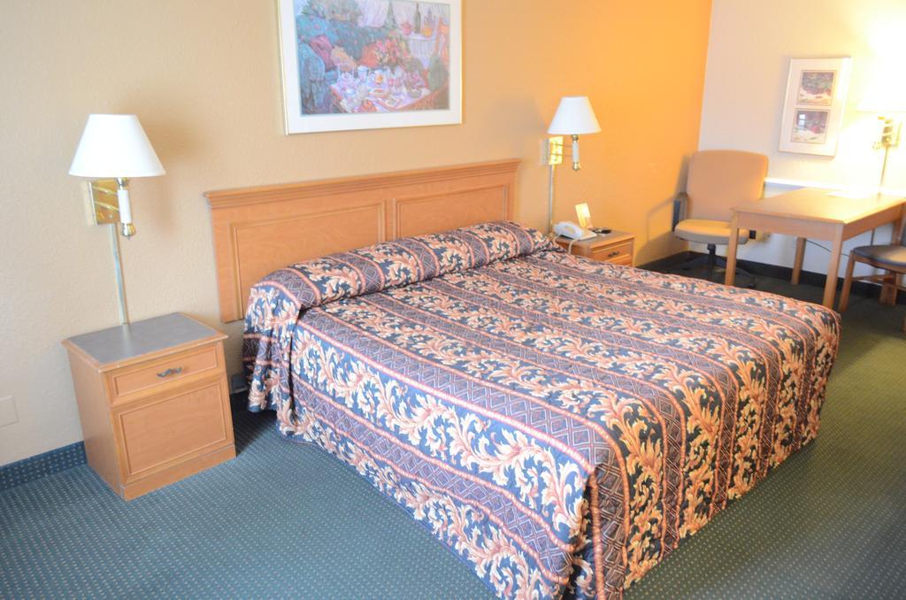 America'S Inn Houston/Stafford /Sugarland Habitación foto